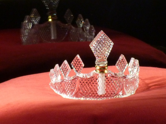 Tiara2